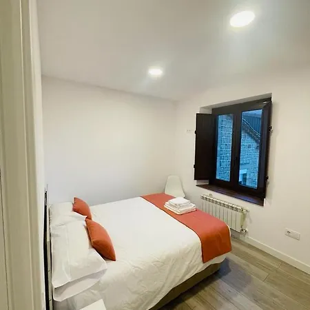 Διαμέρισμα Rurales La Plaza 3 *